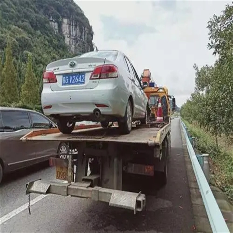 兖州吊车吊小车正确部位